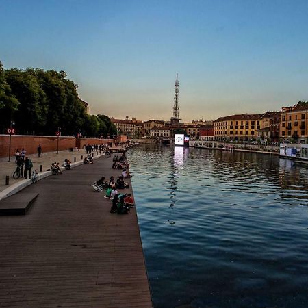 Paki Home Nel Cuore Dei Navigli Di Milano エクステリア 写真