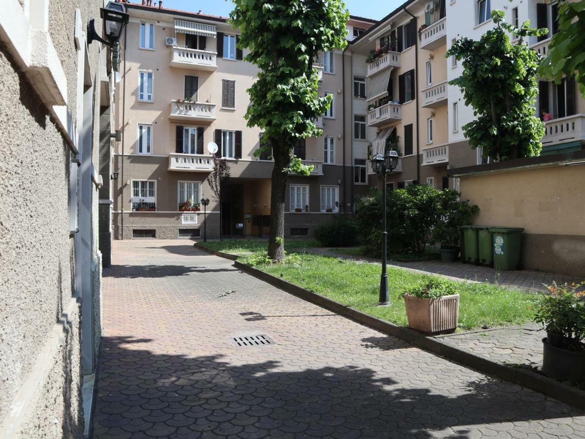 Paki Home Nel Cuore Dei Navigli Di Milano エクステリア 写真