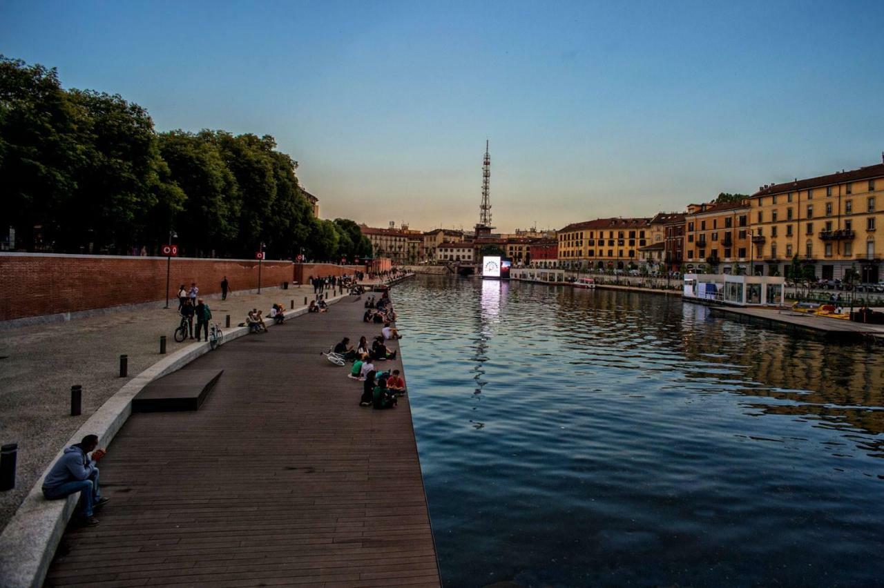 Paki Home Nel Cuore Dei Navigli Di Milano エクステリア 写真