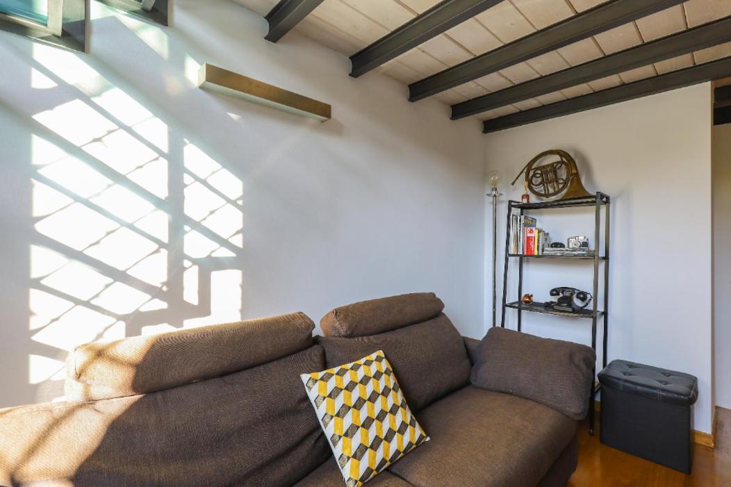 Paki Home Nel Cuore Dei Navigli Di Milano エクステリア 写真