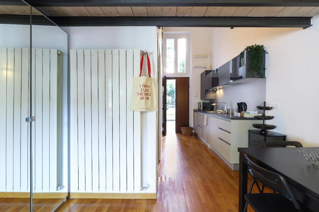 Paki Home Nel Cuore Dei Navigli Di Milano エクステリア 写真